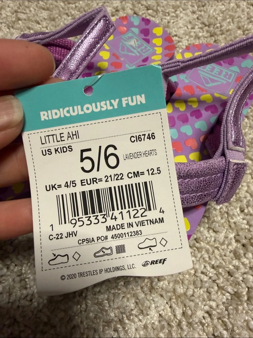 Reef Kids Purple Heart-Print Flip-Flops with Metallic Straps